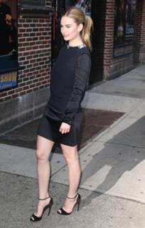 Lily James feet photo thumbnail