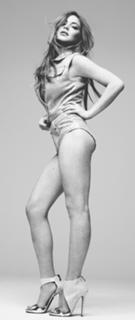 Lindsay Lohan feet photo thumbnail