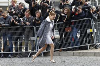 Léa Seydoux feet photo thumbnail