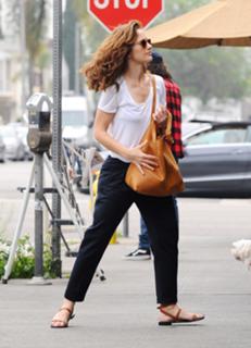 Minka Kelly feet photo thumbnail