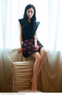 Mi Yang feet photo thumbnail