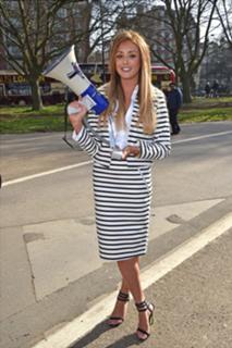 Charlotte Crosby feet photo thumbnail
