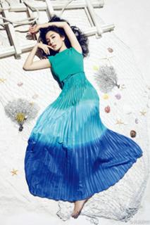 Mi Yang feet photo thumbnail
