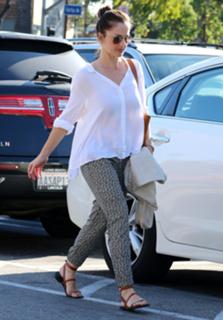 Minka Kelly feet photo thumbnail