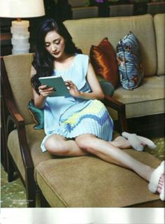 Mi Yang feet photo thumbnail