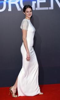 Shailene Woodley feet photo thumbnail