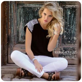Luisana Lopilato feet photo thumbnail