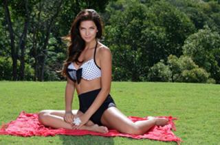 Zaira Nara feet photo thumbnail