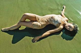 Olivia Wilde feet photo thumbnail