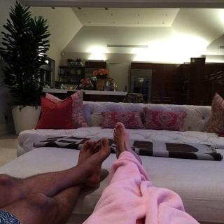 Adriana Lima feet photo thumbnail