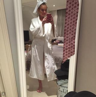 Lindsay Lohan feet photo thumbnail