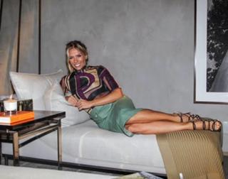 Adriane Galisteu feet photo thumbnail