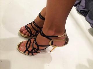 Adriane Galisteu feet photo thumbnail