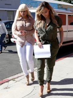 Blac Chyna feet photo thumbnail
