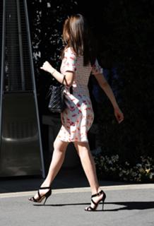 Emmy Rossum feet photo thumbnail