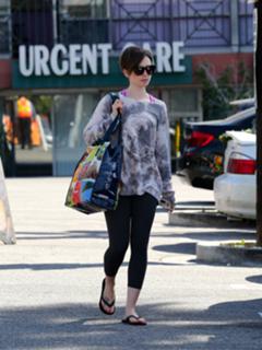 Lily Collins feet photo thumbnail