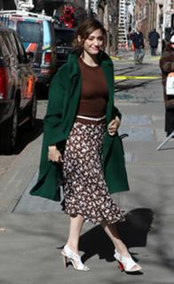 Emmy Rossum feet photo thumbnail