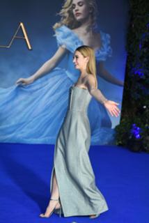 Lily James feet photo thumbnail