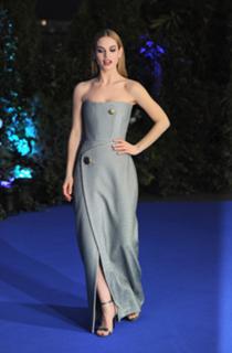 Lily James feet photo thumbnail