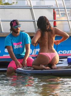 Claudia Romani feet photo thumbnail