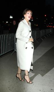 Jennifer Garner feet photo thumbnail