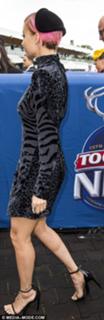 Nicole Richie feet photo thumbnail