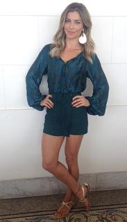 Grazi Massafera feet photo thumbnail