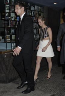 Jennifer Lawrence feet photo thumbnail