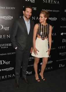 Jennifer Lawrence feet photo thumbnail