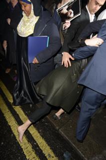 Jennifer Lawrence feet photo thumbnail
