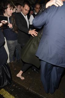 Jennifer Lawrence feet photo thumbnail