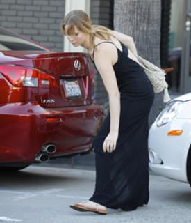Jennifer Lawrence feet photo thumbnail