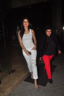 Katrina Kaif feet photo thumbnail