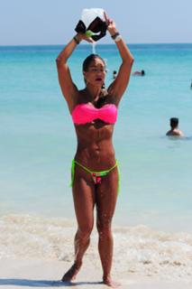 Jennifer Nicole Lee feet photo thumbnail