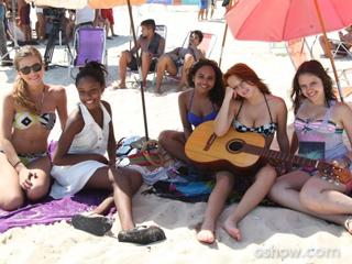 Bruna Griphao feet photo 2