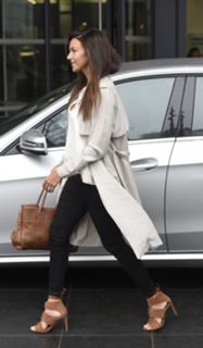 Michelle Keegan feet photo thumbnail