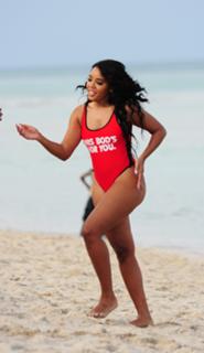 Angela Simmons feet photo thumbnail