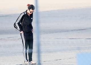 Katy Perry feet photo thumbnail