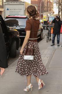 Emmy Rossum feet photo thumbnail
