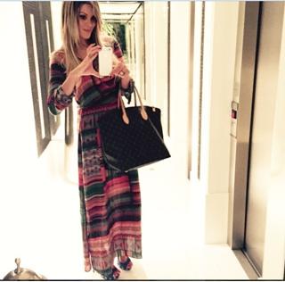 Renata Fan feet photo thumbnail