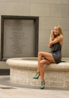 Kimberley Garner feet photo thumbnail