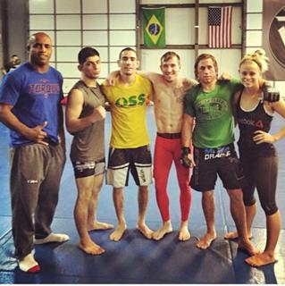 Paige VanZant feet photo thumbnail