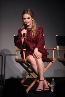 Lily James feet photo thumbnail
