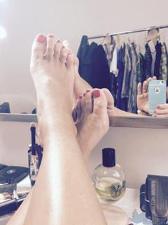 Veronica Maya feet photo thumbnail