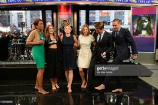 Amy Robach feet photo thumbnail