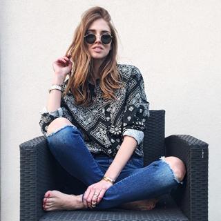 Chiara Ferragni feet photo thumbnail