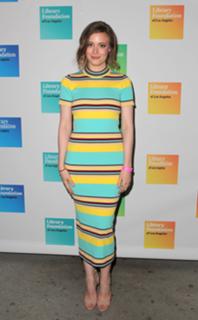 Gillian Jacobs feet photo thumbnail