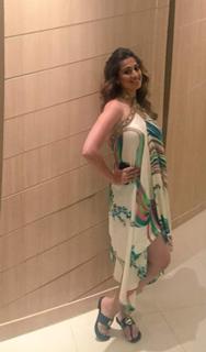 Raai Laxmi feet photo thumbnail