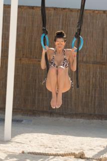 Imogen Thomas feet photo thumbnail