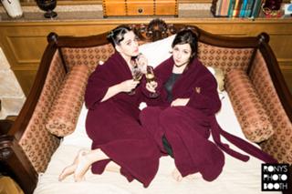 Katy Perry feet photo thumbnail